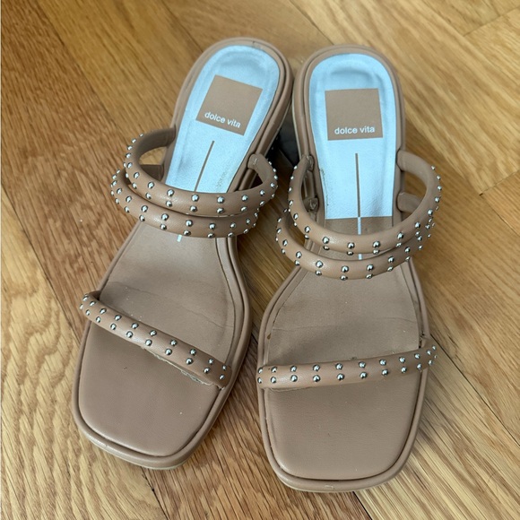 Dolce Vita Women's Tan Studded Sandals - Picture 1 of 4